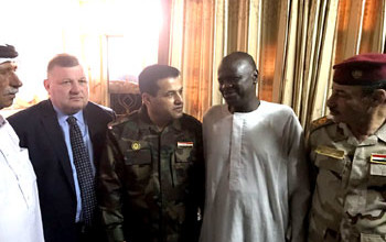 وزير الداخلية العراقي يعتذر لسوداني عذبه نظاميون ويمنحه الجنسية 1501347393 8fb15