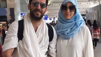 بالصور.. التركي مراد يلديرم بملابس الإحرام قبل توجهه هو وزوجته لأداء فريضة الحج 5e7b1cde 68bf 4d3c a9b0 686541e5d557 - بالصور.. التركي مراد يلديرم بملابس الإحرام قبل توجهه هو وزوجته لأداء فريضة الحج