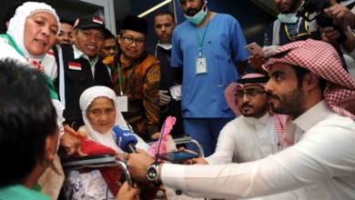 إندونيسية عمرها 104 سنوات تصل الآراضي المقدسة للحج imageTJTSK7Y4 - إندونيسية عمرها 104 سنوات تصل الآراضي المقدسة للحج