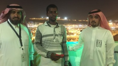 أمانة مقيم سوداني بالسعودية تعيد مبلغاً مالياً كبيراً لحاج 01 09 17 937986565