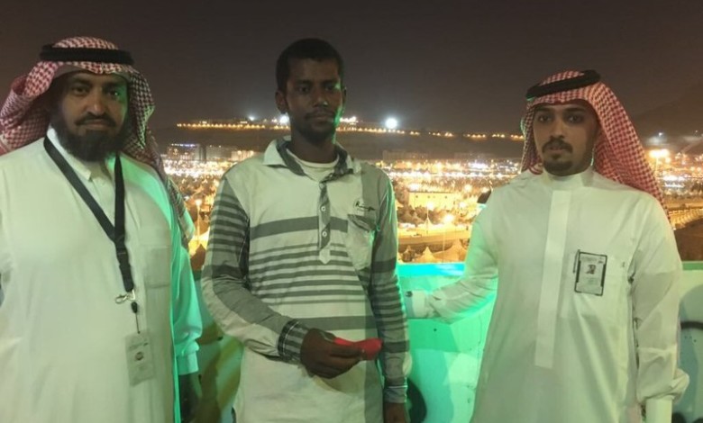 أمانة مقيم سوداني بالسعودية تعيد مبلغاً مالياً كبيراً لحاج 01 09 17 937986565