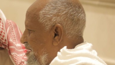 ماهو سر المحادثة الهاتفية التي حققت للحاج السوداني "أبو ذر" حلم العمر بعد استشهاد ابنه 5541