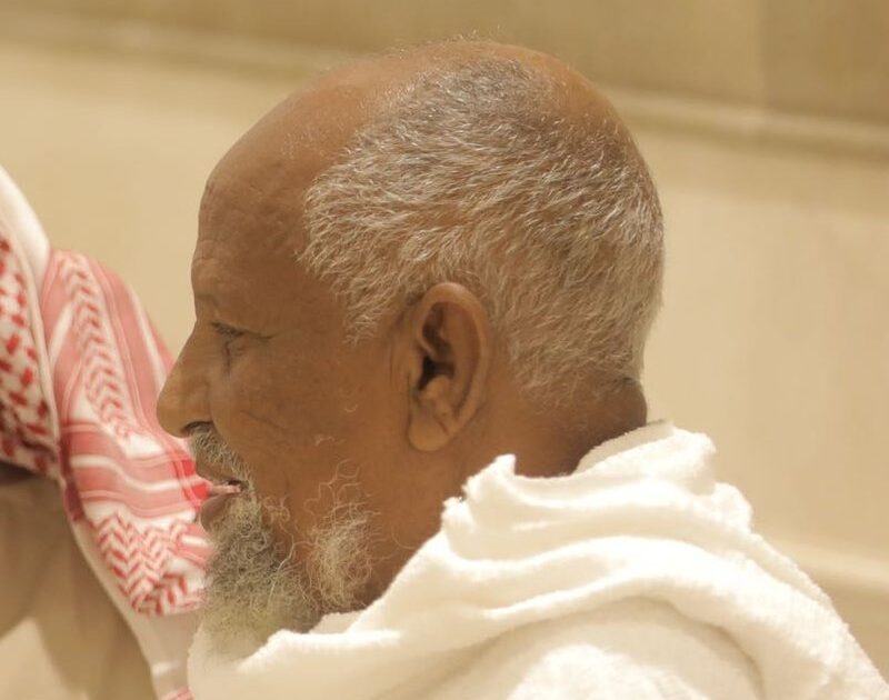 ماهو سر المحادثة الهاتفية التي حققت للحاج السوداني "أبو ذر" حلم العمر بعد استشهاد ابنه 5541