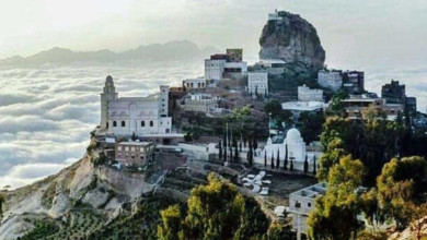 صور تفوق الخيال.. يمنيون يسكنون فوق السحاب 55441