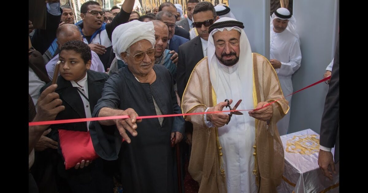 قصة وفاء نادرة بين حاكم الشارقة ومصري أقرضه 300 جنيه 63835