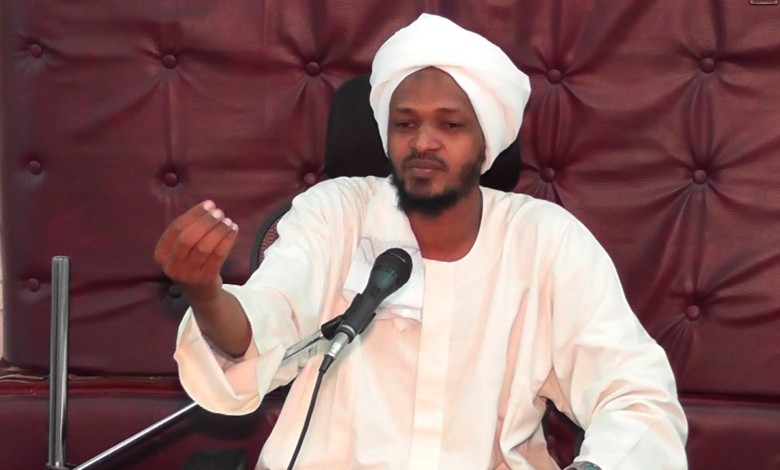 إحالة الداعية المثير للجدل مزمل فقيري للتحصين الفكري mz