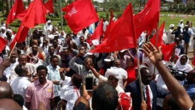 الحزب الشيوعي يتبرأ من الحكومة الإنتقالية ويتهمها بالفشل معلناً اسقاطها وسحب جميع منسوبيه بها 6700090