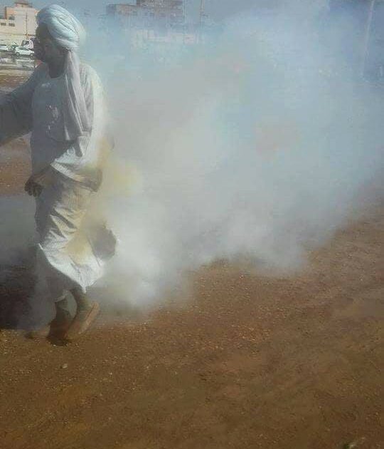 (الرجل البمبان) يتحول إلى أيقونة المعارضين في السودان البمبان
