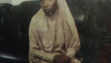 والد قاتلة الدبلوماسي النيجيري يوكل محامياً للدفاع عن إبنته ايناس - والد قاتلة الدبلوماسي النيجيري يوكل محامياً للدفاع عن إبنته