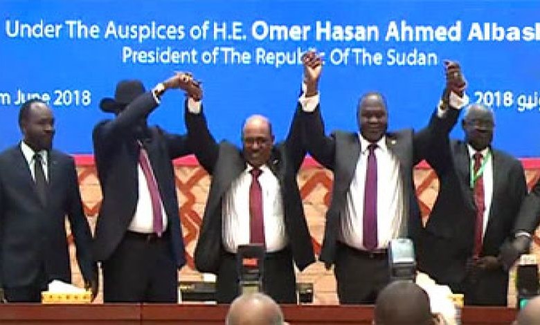 بعد اتفاق السلام.. كير يعفو عن زعيم متمردي جنوب السودان 9