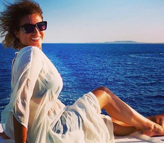 روجينا تخطف الأنظار في احتفالات المغرب بذكرى المسيرة الخضراء 95656 روجينا 2