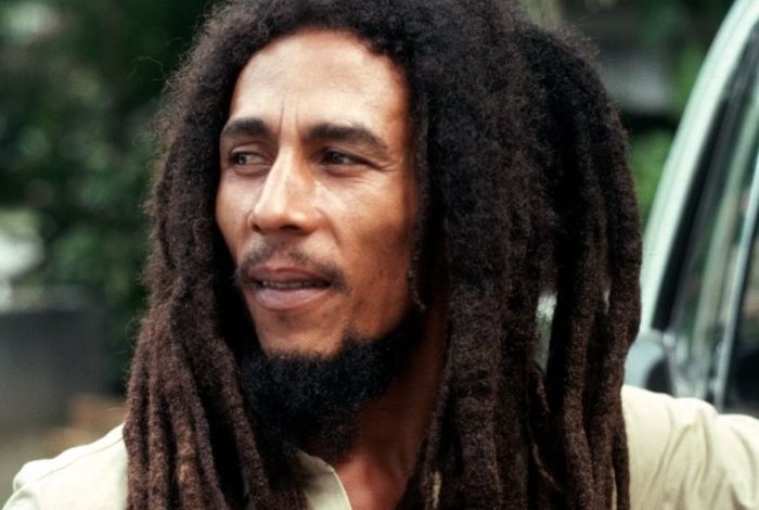 في أخطر اعتراف عند سكرات الموت .. عميل مخابرات أمريكي يقول " هكذا قتلت بوب مارلي" بوب مارلي