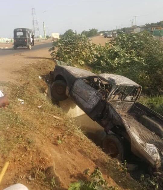 مقتل ثلاث تجار "خراف" حرقاً بعد تعرضهم لحادث مروري مريع مقتل ثلاث تجار خراف حرقاً