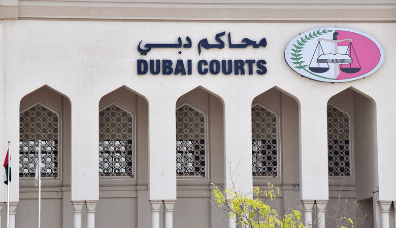 الامارت الحبس 3 سنوات لمخمور اغتصب شاباً في سيارته الاما
