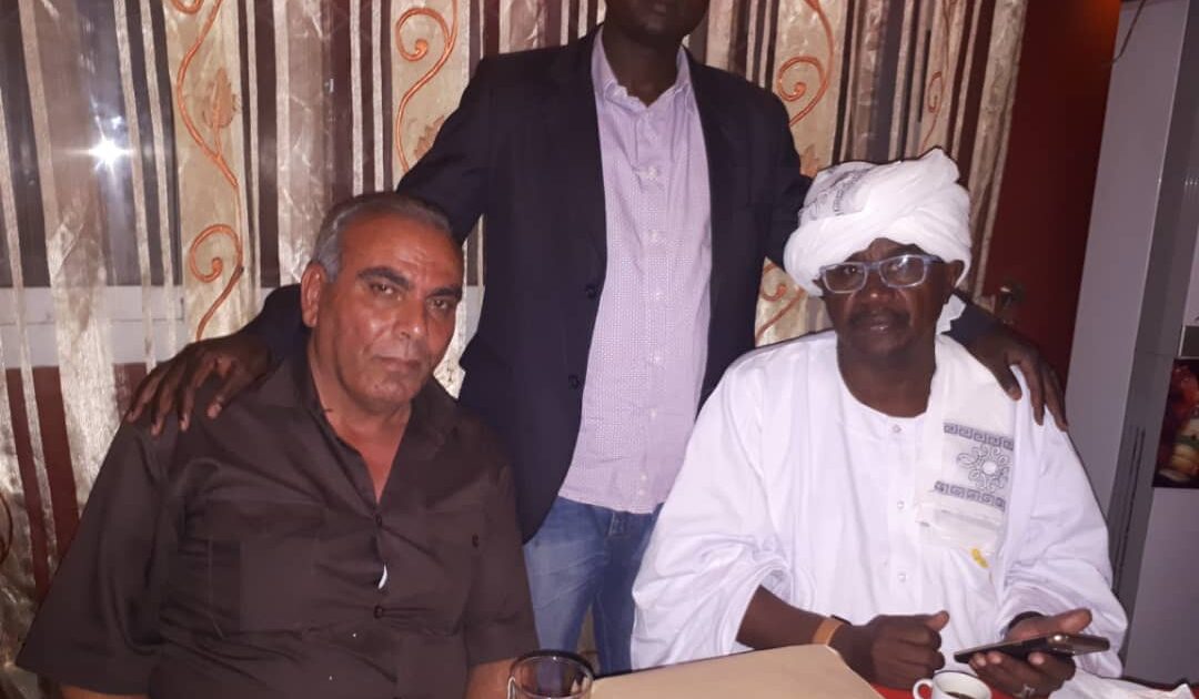 (المنتخب الوطني) يتلقى دعماً مادياً من الجالية السورية بـ(غينيا) الجالية السورية في غينيا