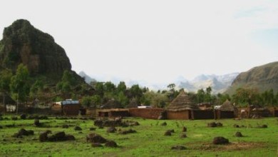 إنهيار جزئي لـ(جبل مرة) بغرب السودان يؤدي لوفاة (21) شخصاً وإصابة (29) آخرين الجبل