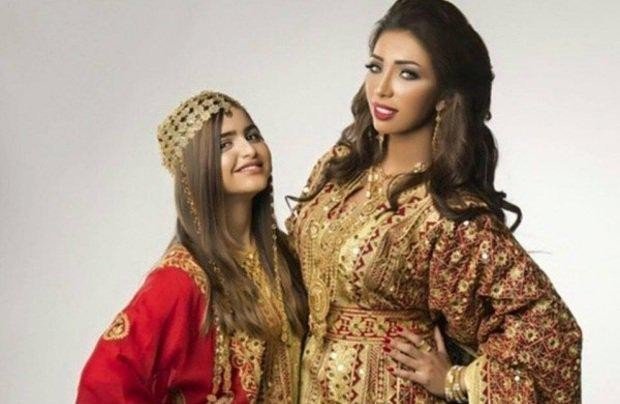 دنيا بطمة تنشر أول صورة صادمة لزوجها محمد الترك وهو مستلقى على سرير مستشفى ويتلقى العلاج لمرضه الخطير! حلا الترك بالقفطان المغربي