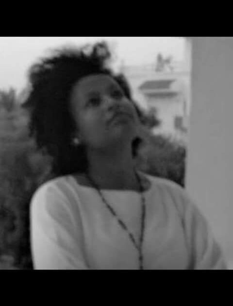 تفاصيل صادمة ومُثيرة عن قصة ناشط سوداني تنكر في شخصية شبح إسفيري بإسم “سارة رحمة” ظل مُختبئاً داخل قروبات نسائية لسنوات !! رحمه