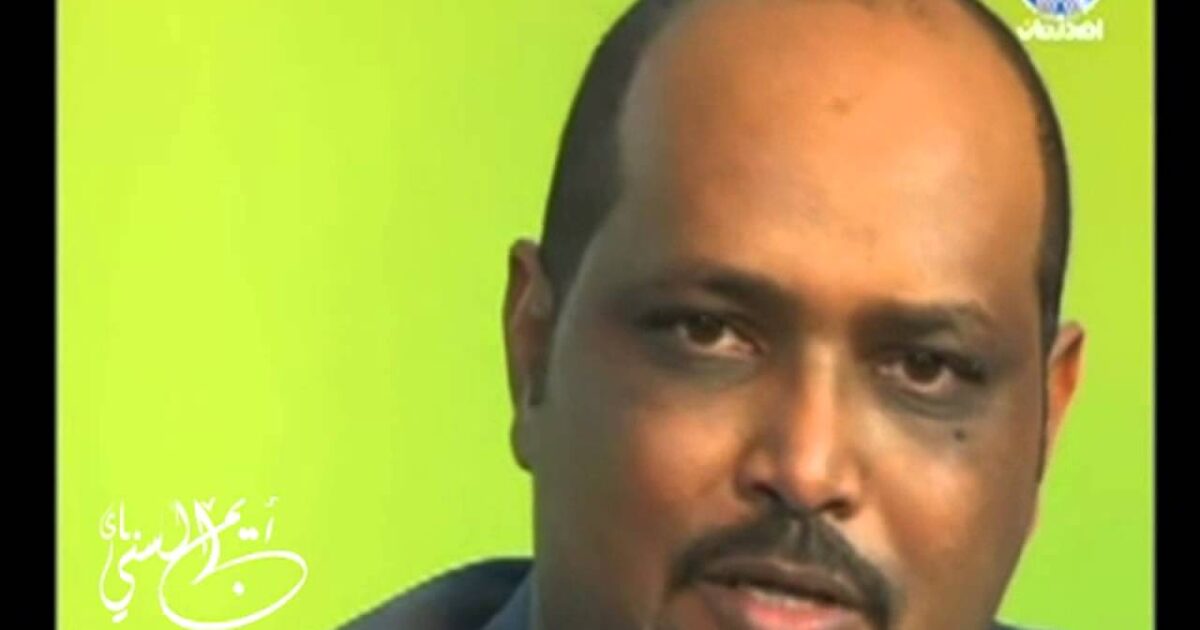 وفاة علي همشري فجر اليوم ..الصحفي والشاعر و مهندس الطائرات علي همشري