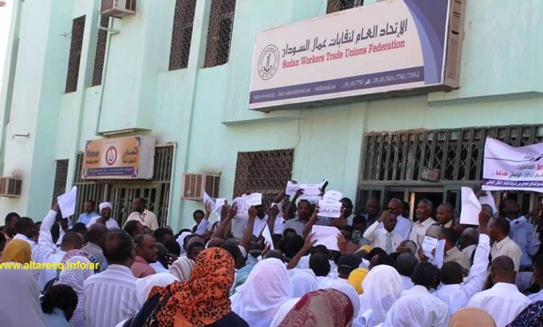 وزير يشبه المفصولين من الطيران المدني بقوم نوح الكافرين عمال سودانير