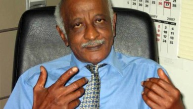 ناشط بحقوق الانسان