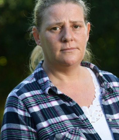 أعطاها مخدرا ثم اغتصبها أمام زوجته 3910921540