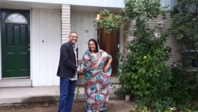 بثينة زوجة مصطفى سيد احمد