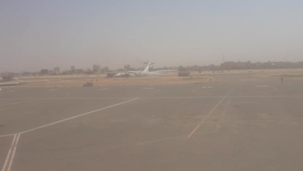 تصادم طائرتين بمطار الخرطوم