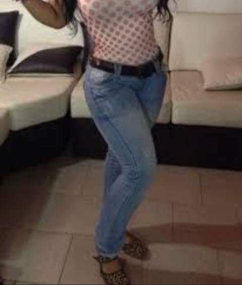 بنطلون فتاة سودانية