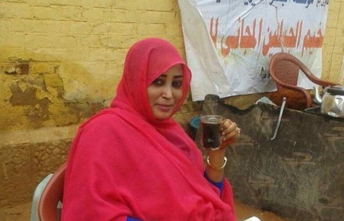أماني أيلا: بائع الخضار كتب لي رقم تلفونه في قرن (البامية).. شعب ضرب فيوز خلاص أماني أيلا