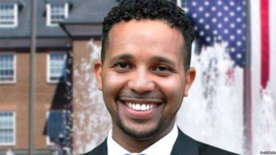 الشاب السوداني محمد سيف الدين يصبح عضوا في مجلس مدينة أميركية محمد سيف الدين