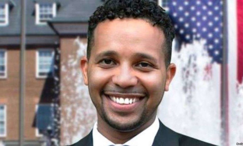 الشاب السوداني محمد سيف الدين يصبح عضوا في مجلس مدينة أميركية محمد سيف الدين