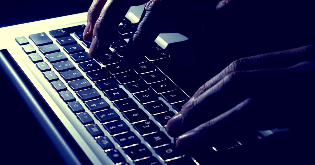 بيانات 10 ملايين شخص معروضة للبيع على الإنترنت هجمات سيبرانية