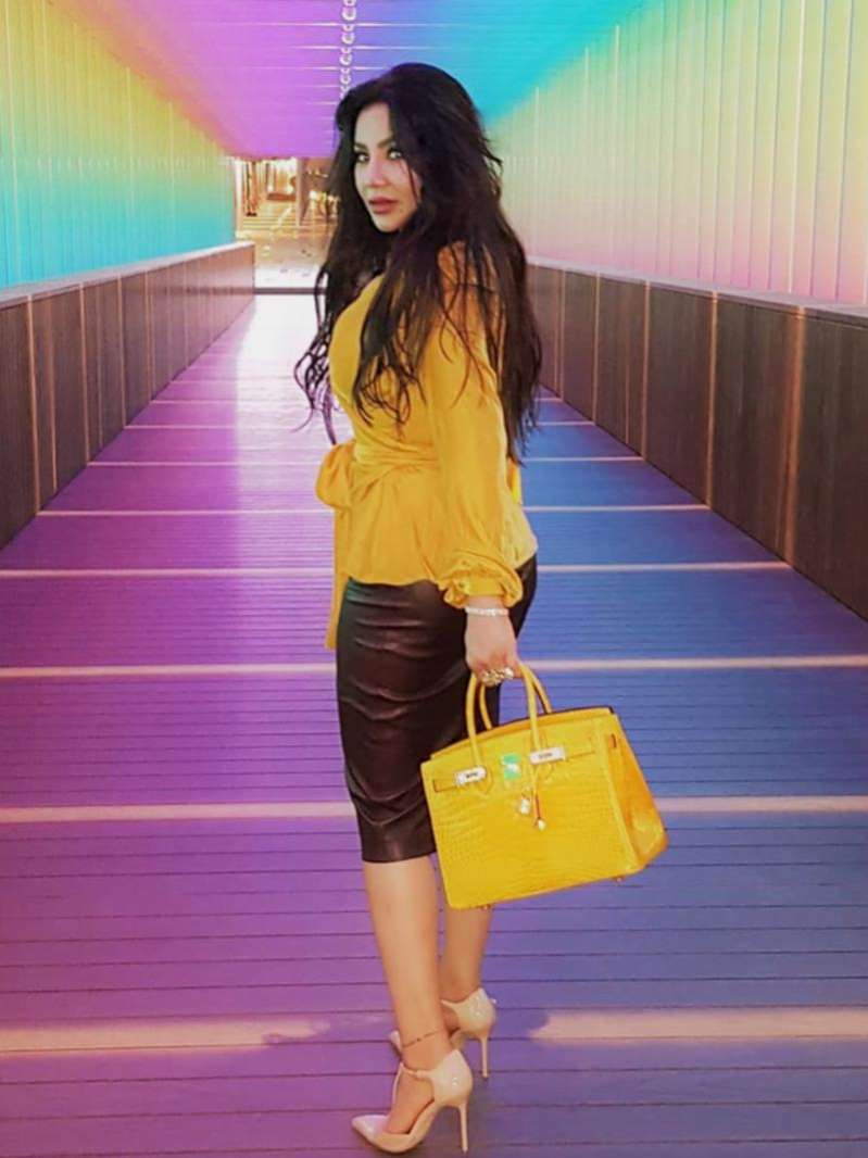 اكتشفي سعر حقيبة لجين عمران الفخمة.. وشاهدي فستانها لحفل زفاف ابنتها لجين