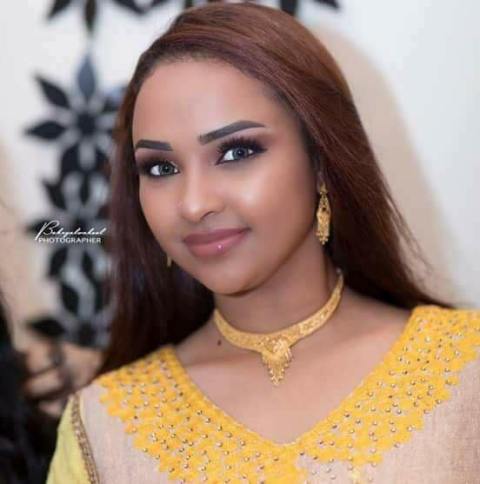 الفنانة مى عمر تودع الشائعات وتدخل القفص الذهبي مي عمر1