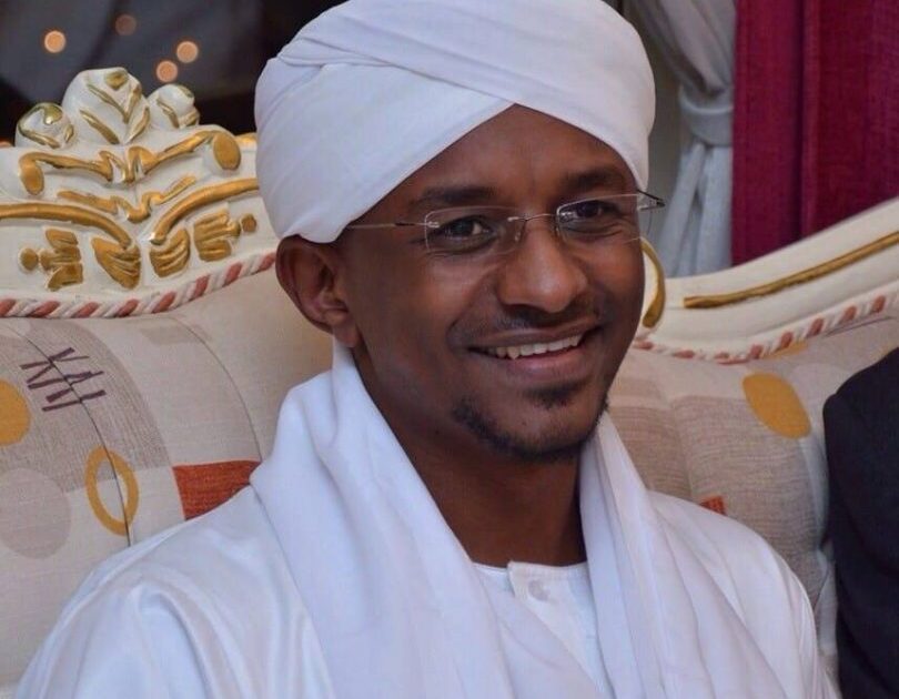 شاهد / عضو في هيئة علماء السودان يعلن استقالته بسبب المظاهرات 0000000