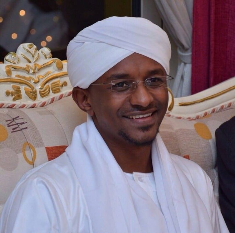 شاهد / عضو في هيئة علماء السودان يعلن استقالته بسبب المظاهرات 0000000