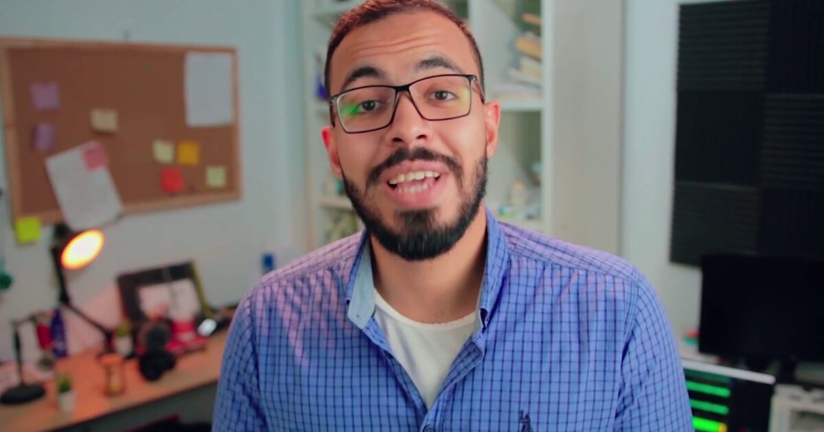 مصريون تركوا مهنهم للعمل على "يوتيوب" 125690