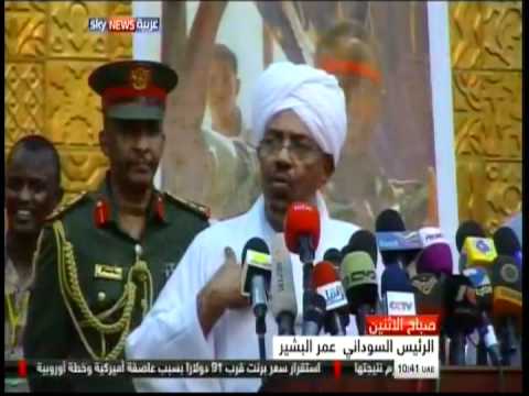 البشير يعد بإجراءات لمعالجة الوضع الاقتصادي 126337