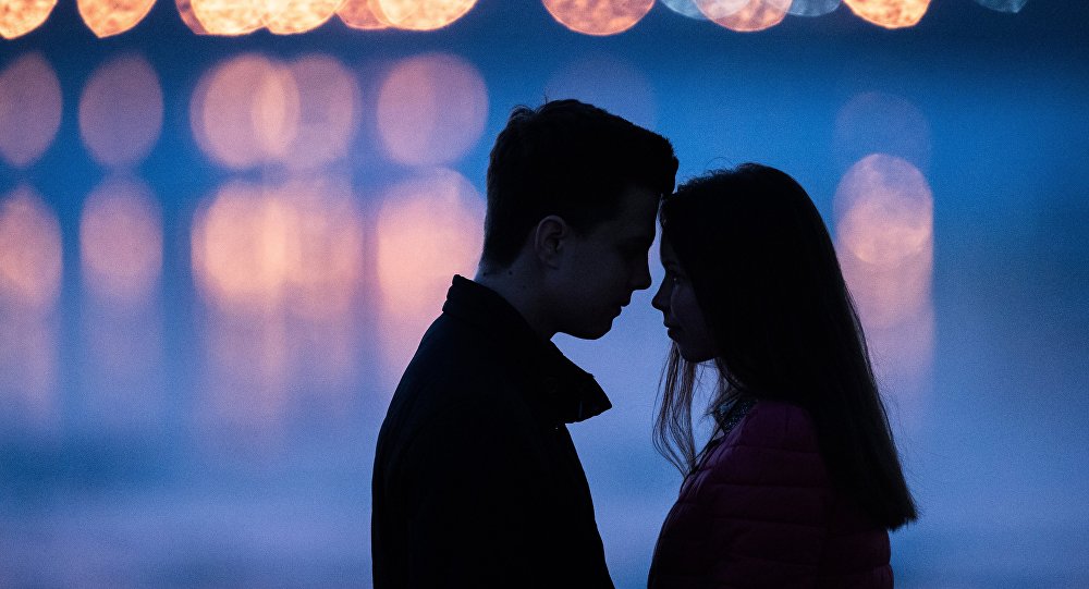 تعرف على فارق العمر المثالي بين الزوجين 9 5