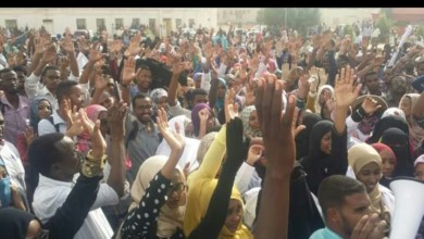 معتمد الحصاحيصا يوّجه اساءات بالغة لأطباء مضربين، ويطعن في شرف الطبيبات اضراب مستشفى الحصاحيصا