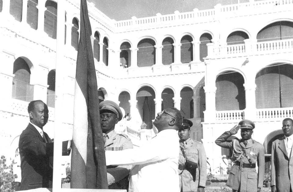 الأزهري.. الذي اجتمع أهل السودان على حبه الازهري