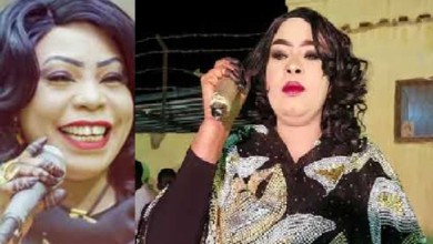 الفنانة منال الازهري