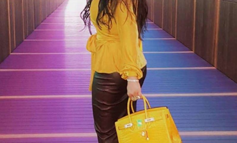 اكتشفي سعر حقيبة لجين عمران الفخمة.. وشاهدي فستانها لحفل زفاف ابنتها لجين