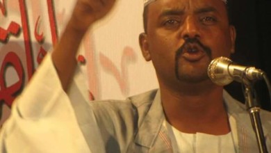 شاعر سوداني : احتاج ثلاثة رجال..و بسلمكم جثمان البشير بعد 10 أيام محمد الحسن ابن عوف