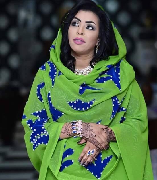 أغنية حماسية للفنانة ميادة قمر الدين منذ “3” سنوات تشعل مواقع التواصل الاجتماعي والمتظاهرين .. (الدايرنا يجينا عديل) مياده