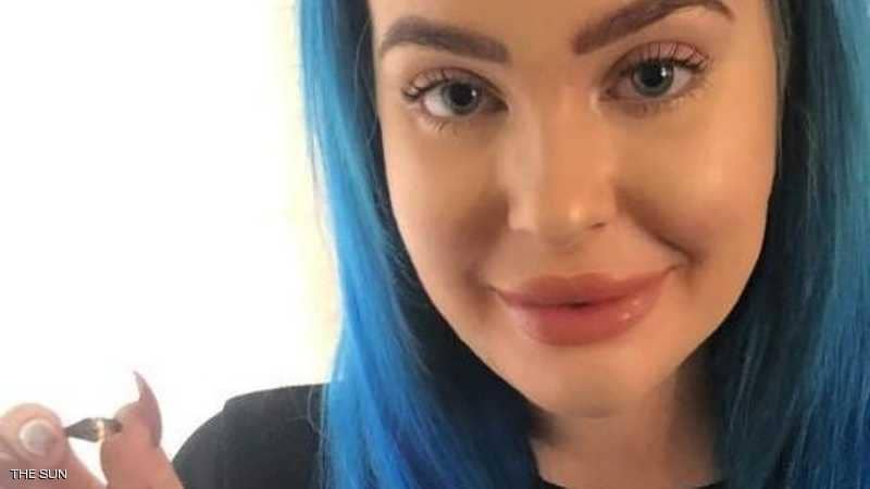 خاتم فتاة بنت جميلة