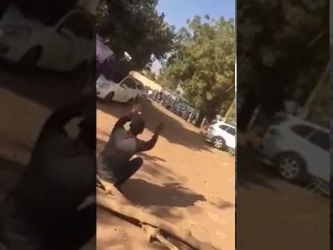 بالفيديو ..أول مواجهة مباشرة بين متظاهرين والأمن ..شاهد ماذا قالوا ! 134440