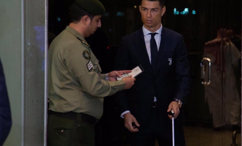 النصر السعودي يكشف عن أول مشاركة لرونالدو مع الفريق Dw8xCgyXQAEOoPy