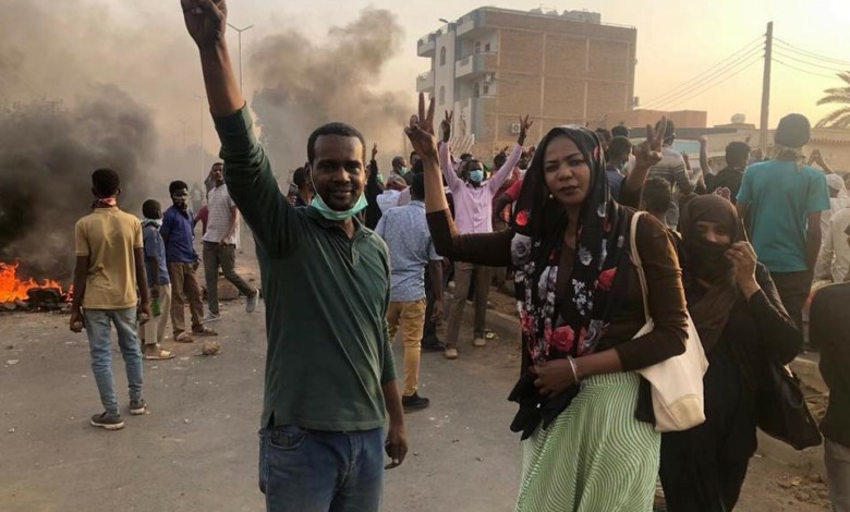 بعد استقالته على الهواء مباشرة من سودانية24 ..التجاني خضر ينضم لموكب مظاهرات 31 يناير التجاني خضر